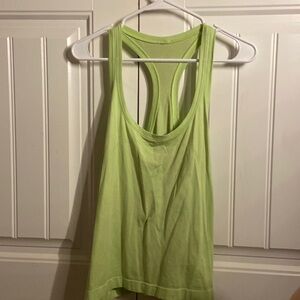Lululemon tank